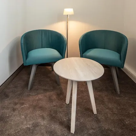 H+ Ξενοδοχείο 4*