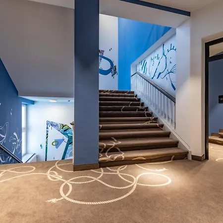 Otel H+ 4*