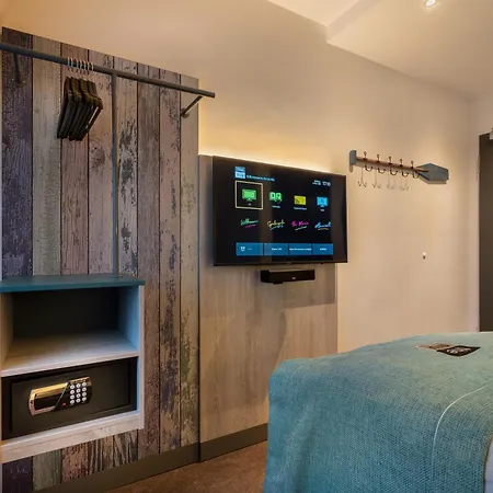 Ξενοδοχείο H+ Λίμπεκ