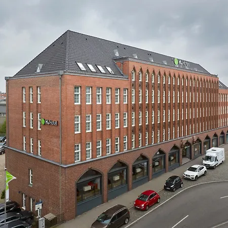 Ξενοδοχείο H+ 4*